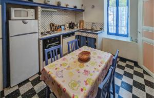 Maisons de vacances Nice Home In Berlou With Wifi, Private Swimming Pool And 3 Bedrooms : photos des chambres