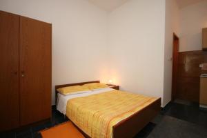 Apartments and rooms by the sea Starigrad, Paklenica - 6634