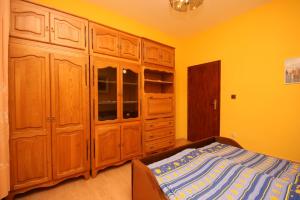 Apartments and rooms with parking space Podgora, Makarska - 6706