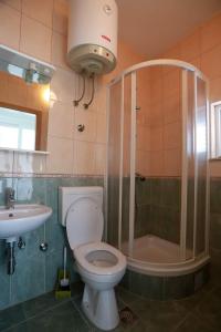 Apartments with parking space Baska Voda, Makarska - 6827