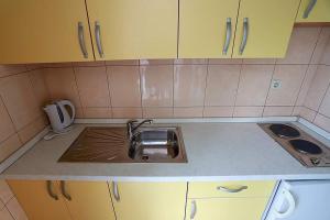 Apartments with parking space Baska Voda, Makarska - 6827