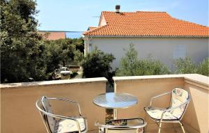 Amazing Apartment In Mandre With 1 Bedrooms And Wifi