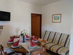 Apartments by the sea Dobropoljana, Pasman - 8198