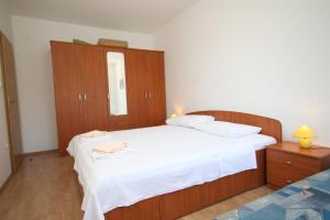 Apartments by the sea Pasadur, Lastovo - 8337