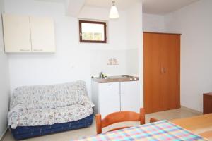 Apartments by the sea Zaklopatica, Lastovo - 8340