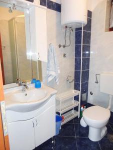 Apartments by the sea Zaklopatica, Lastovo - 8347