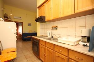 Apartments by the sea Zdrelac, Pasman - 8362