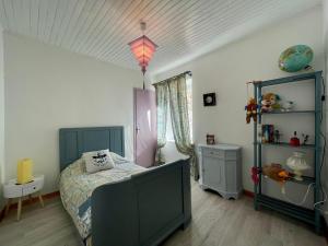 Maisons de vacances Gite Saint-Germain-Laprade, 4 pieces, 5 personnes - FR-1-582-349 : photos des chambres