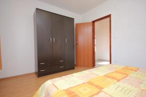 Apartments by the sea Lukoran (Ugljan) - 8470