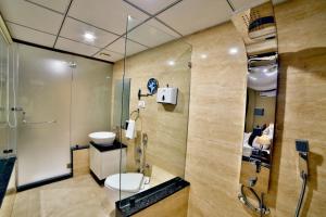 Hotel Kings Heritage Surat