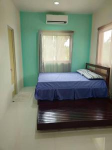 Susana Goles Holiday House