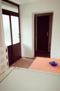 Seaside secluded apartments Cove Rapak, Hvar - 8767