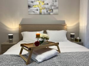 Stylish Apartment with a Jacuzzi (Park&Pool View)