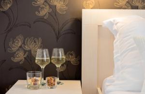 Apartments and rooms with parking space Rogoznica - 10339