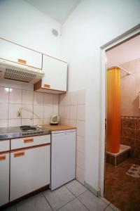 Apartments with parking space Baska Voda, Makarska - 10406