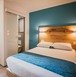 Hotels Kyriad Direct Bordeaux Est Lormont : Chambre Familiale