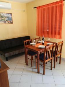 Apartments with swimming pool Kanica, Rogoznica - 11249