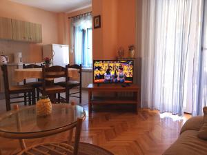 Apartments with swimming pool Banjol, Rab - 11382