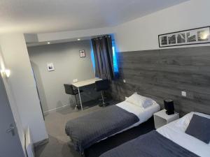 Hotels Hotel airport : Chambre Familiale