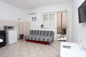 Apartments with a parking space Split - 11518