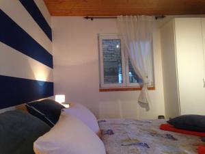 Apartments with a parking space Novi Vinodolski - 11523