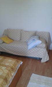 Apartments by the sea Zivogosce - Porat, Makarska - 13853