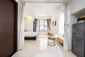 Tresor le coeur de Saigon accept over 25 nights only