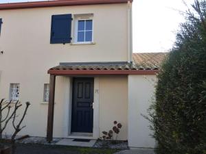 Maisons de vacances Maison 3 pieces pres de la plage avec piscine, terrasse, et parking a Bretignolles-sur-Mer. - FR-1-224A-17 : photos des chambres