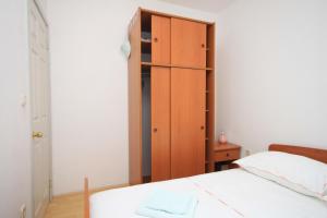 Apartments by the sea Kukljica, Ugljan - 8252