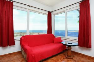 Family friendly house with a swimming pool Kanica, Rogoznica - 10367