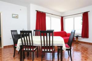 Family friendly house with a swimming pool Kanica, Rogoznica - 10367