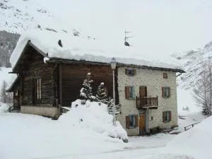 Livigno Chalets - ليفينو