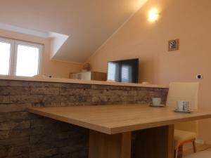 Apartments by the sea Ubli, Lastovo - 8354