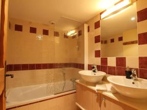 Charmant T2 avec coin montagne, proche pistes et commerces, 6 couchages, terrasse, Serre Chevalier - FR-1-330E-104