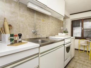 Apartments by the sea Prizba, Korcula - 11069