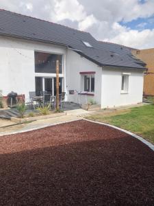 Maison chaleureuse à la campagne
