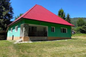 The Green House - Apuseni Mountains