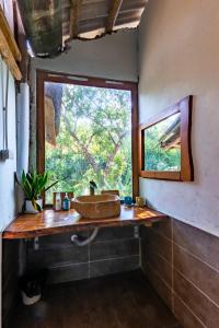 Phòng Giường Đôi Có Ban Công (Double Room with Balcony)