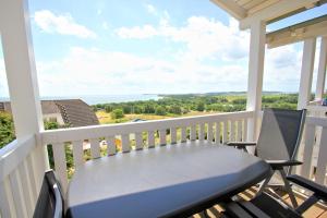 mit Meerblick und Balkon, gratis Nutzung vom AHOI Erlebnisbad und Sauna in Sellin - Meeresblick FeWo 16