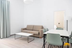 The House of Colors by Cadiz Time