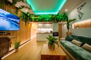 06K3 - La Pagoda Unique et atypique à 30 m de la mer