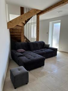 Superbe maison de ville, rénovée à 15 min de Lyon