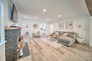 Bright and Airy Liberty Lake Abode with Backyard!