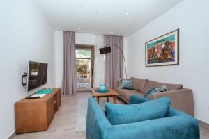 One-Bedroom Apartment with Pool View room in Hotel Eleven