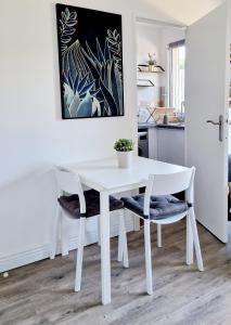 Appartements HYPER CENTRE Gare RER A 250m Paris 20min : photos des chambres