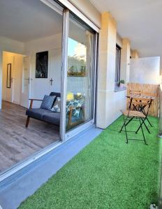 Appartements HYPER CENTRE Gare RER A 250m Paris 20min : photos des chambres