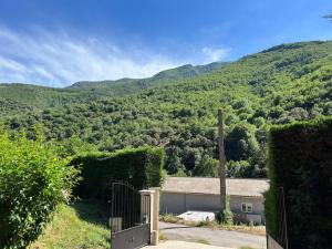 Charmant Logement avec piscine.