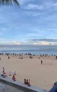 Grand Riviera Suites Comfy Condo near US Embassy Manila Bay Roxas Blvd Ermita Manila