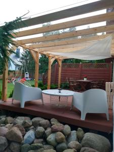 "Pod Świerkami" domek letniskowy Kubuś 2 Wisełka-Domek z kominkiem- 3 sypialnie, salon, kuchnia