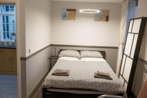 206mm Highgate Apartment